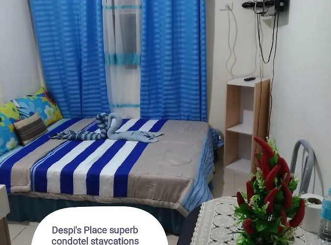 Despi's Place 2-a @ Urban Deca Tower Edsa ホテル マニラ市